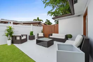 1910 NW 36th St, Oakland Park, FL 33309 - Photo 7