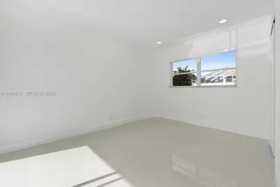 1910 NW 36th St, Oakland Park, FL 33309 - Photo 37