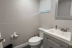 19001 NE 14th Ave, Miami, FL 33179 - Photo 7