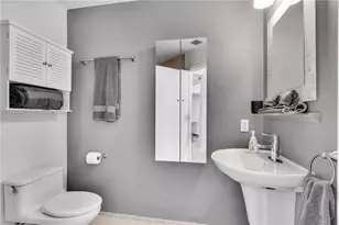 60 SW 13th St, Miami, FL 33130 - Photo 15