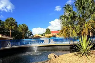 15515 N Miami Lakeway N, Miami Lakes, FL 33014 - Photo 7