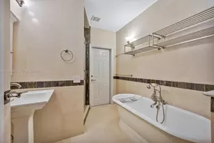 186 Edgewater Dr, Coral Gables, FL 33133 - Photo 19