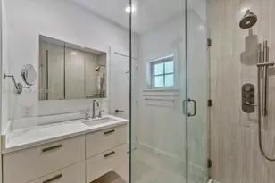 186 Edgewater Dr, Coral Gables, FL 33133 - Photo 17