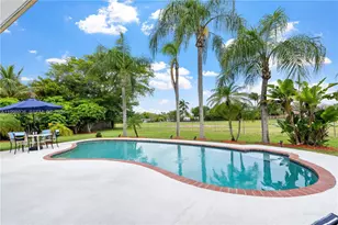 10325 SW 102nd Ct, Miami, FL 33176 - Photo 29