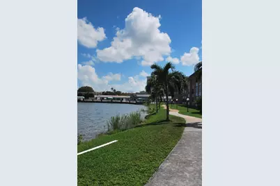 18707 NE 14th Ave #733, Miami, FL 33179 - Photo 27
