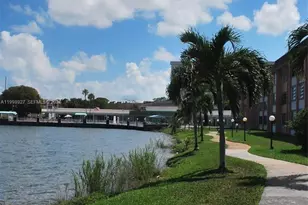 18707 NE 14th Ave, Miami, FL 33179 - Photo 27