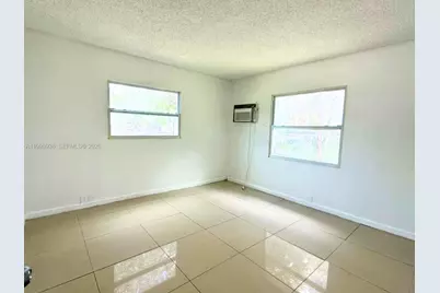 623 NW 3rd Ave #1, Fort Lauderdale, FL 33311 - Photo 9