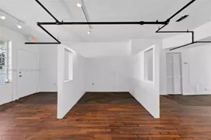 901 Pennsylvania Ave, Miami Beach, FL 33139 - Photo 35