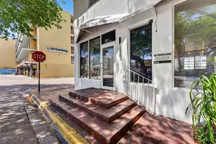 901 Pennsylvania Ave, Miami Beach, FL 33139 - Photo 23