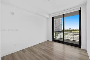 101 Diplomat Pkwy, Hallandale Beach, FL 33009 - Photo 29