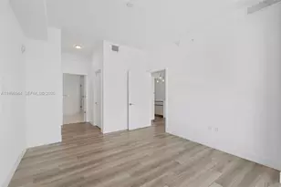 101 Diplomat Pkwy, Hallandale Beach, FL 33009 - Photo 25