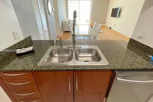 1200 Brickell Bay Dr, Miami, FL 33131 - Photo 17