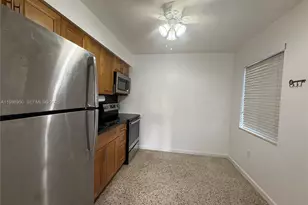 43 NW 76th Ave, Miami, FL 33126 - Photo 5