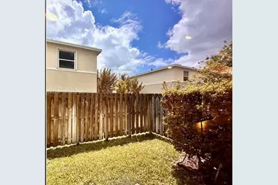 475 NE 5th Ln, Florida City, FL 33034 - Photo 9