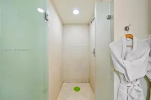 450 Alton Rd, Miami Beach, FL 33139 - Photo 33