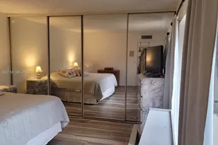 1544 Forest Lakes Cir, West Palm Beach, FL 33406 - Photo 9