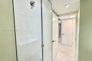 210 174th St, Sunny Isles Beach, FL 33160 - Photo 27