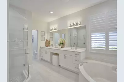 1356 Ginger Cir, Weston, FL 33326 - Photo 19
