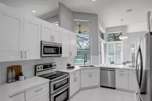 1356 Ginger Cir, Weston, FL 33326 - Photo 9