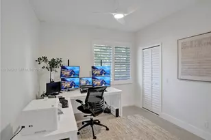 1356 Ginger Cir, Weston, FL 33326 - Photo 35