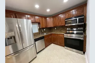 9143 SW 77th Ave #B105, Miami, FL 33156 - Photo 3
