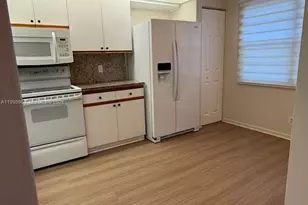 1401 SW 128th Terrace, Pembroke Pines, FL 33027 - Photo 5