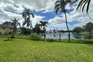 1141 Scarborough Dr, Davie, FL 33324 - Photo 35
