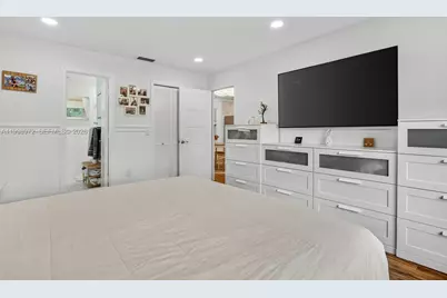 701 NW 41st Ter, Deerfield Beach, FL 33442 - Photo 25