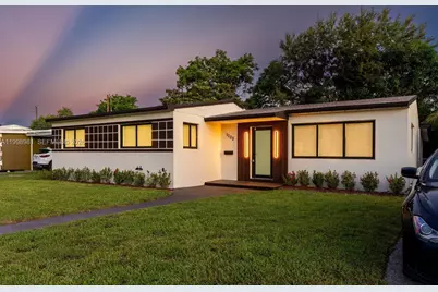 1000 NW 198th St, Miami Gardens, FL 33169 - Photo 1