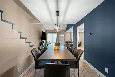 11166 NW 37th St, Sunrise, FL 33351 - Photo 7