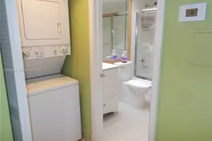 13001 SW 15th Ct, Pembroke Pines, FL 33027 - Photo 33