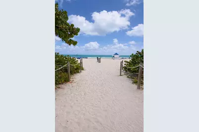 4301 Collins Ave #803, Miami Beach, FL 33140 - Photo 25