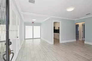 1682 NE 124th Ln, North Miami, FL 33181 - Photo 5