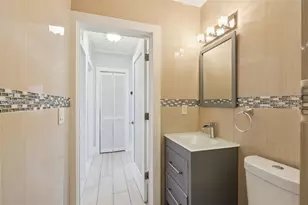 1682 NE 124th Ln, North Miami, FL 33181 - Photo 15