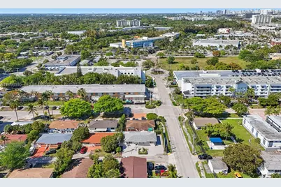 1682 NE 124th Ln, North Miami, FL 33181 - Photo 43