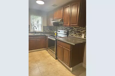 719 Glenn Pkwy #1, Hollywood, FL 33021 - Photo 1