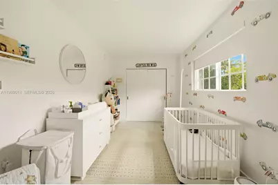 725 W 51st St, Miami Beach, FL 33140 - Photo 17