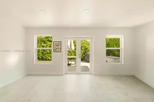 725 W 51st St, Miami Beach, FL 33140 - Photo 19