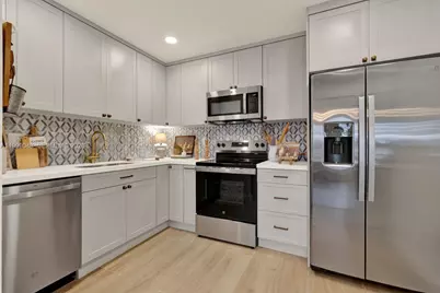 10441 Mahogany Key Cir #202, Miami, FL 33196 - Photo 11