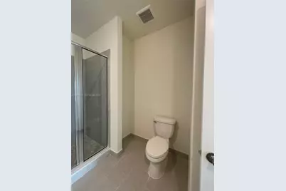 8167 NW 41st St #E-409, Doral, FL 33166 - Photo 21