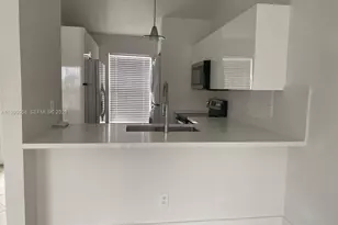 219 SE 8th St, Hallandale Beach, FL 33009 - Photo 1