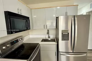 1731 Alcazar Dr, Miramar, FL 33023 - Photo 3