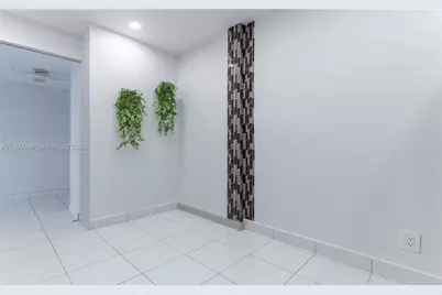500 Three Islands Blvd #1110, Hallandale Beach, FL 33009 - Photo 15