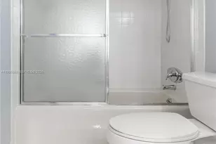 500 Three Islands Boulevard, Hallandale Beach, FL 33009 - Photo 33