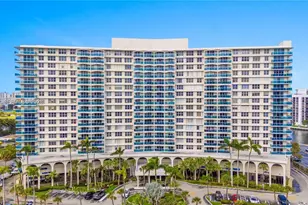 3800 S Ocean Dr, Hollywood, FL 33019 - Photo 3