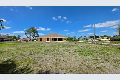 825 Costa Pl, Lehigh Acres, FL 33972 - Photo 19