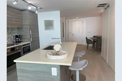 650 NE 32nd St #2406, Miami, FL 33137 - Photo 9