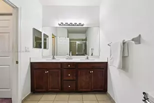 18431 NW 89th Ct, Hialeah, FL 33018 - Photo 41