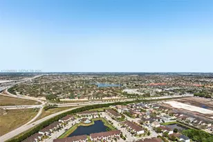 18431 NW 89th Ct, Hialeah, FL 33018 - Photo 47