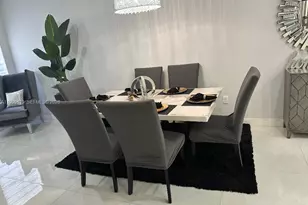 7690 S Southwood Cir, Davie, FL 33328 - Photo 7